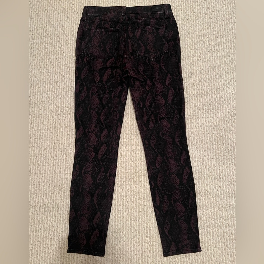 Paige NWT Hoxton Ankle Black Fig Python Jeans Size 27 - Picture 3 of 4